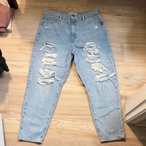 Levi's Light Blue Distressed High Wasted Mom Jeans SIZE 33